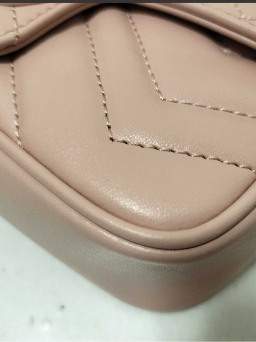 Gucci GG Marmont Super Mini Monochrome Matelassé Leather Shoulder Bag - Picture 7 of 10